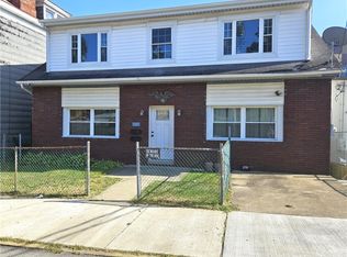 12 E Meyers St, Pittsburgh, PA 15210