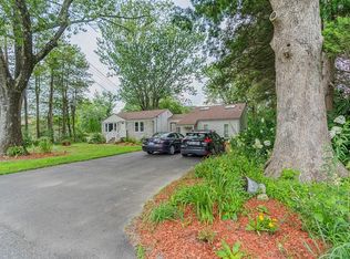1825 Phenix Ave, Cranston, RI 02921