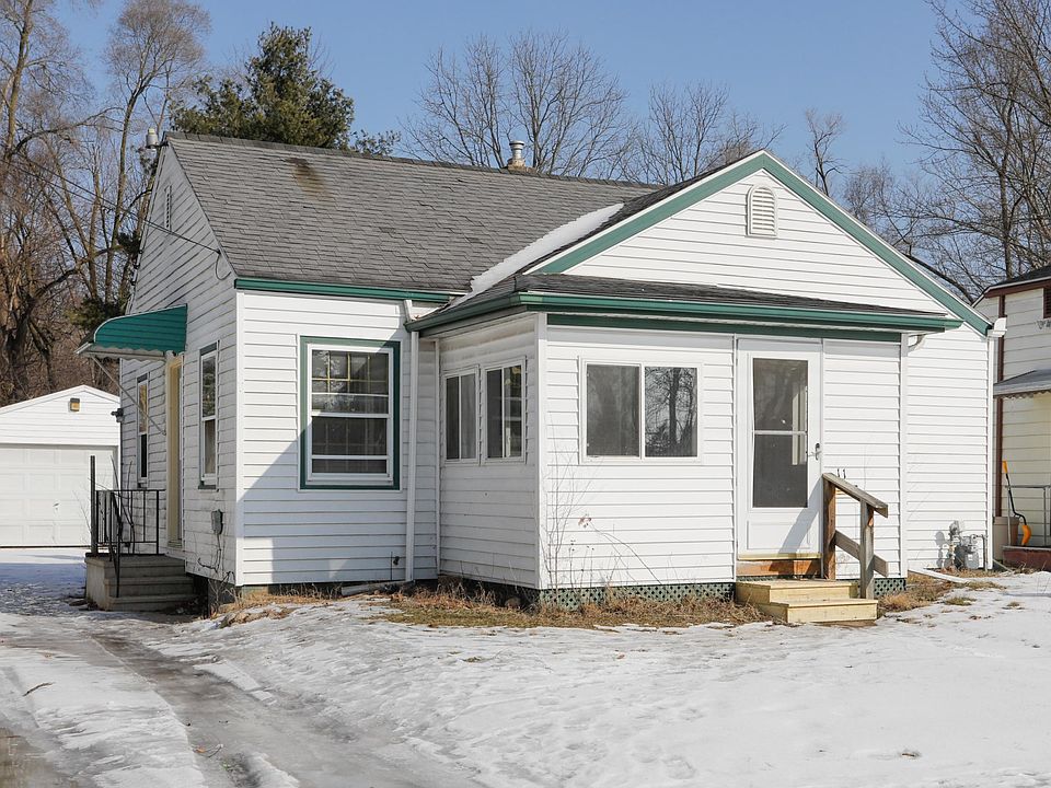 11 Verona Ave-101