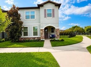 5703 Village Center Dr, Lithia, FL 33547