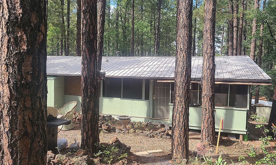 1st image of 2603 E Poplar Dr #36