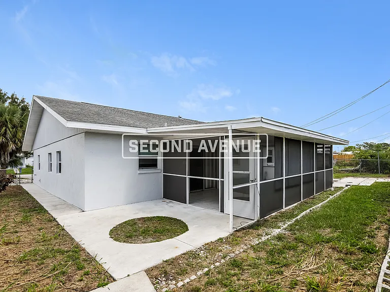 8617 Shumock Ave — Photo 15