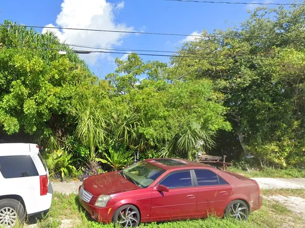 121 NW 4th Avenue, Dania Beach, FL 33004