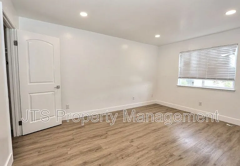10524 Croetto Way #3 — Photo 54