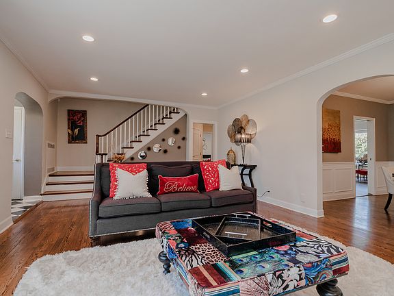 4th image of 6722 N Nokomis Ave