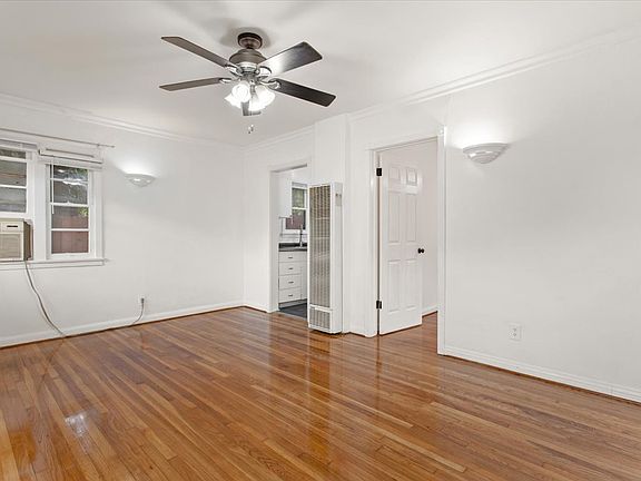 2nd image of 1139 S Doheny Dr #1139