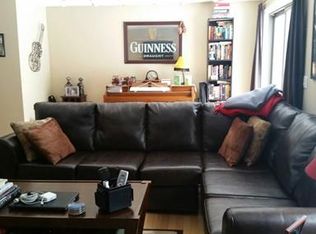 2 Town Forest Rd, Merrimac, MA 01860