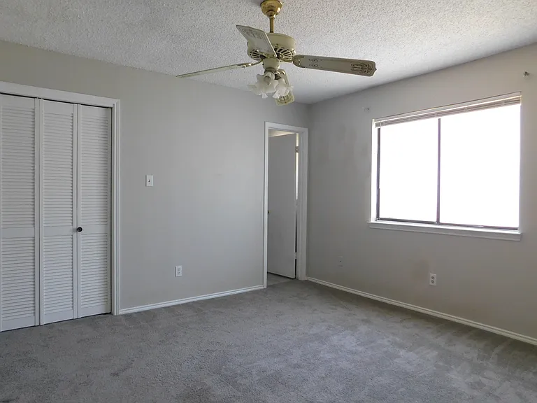 404 Pace Dr — Photo 14