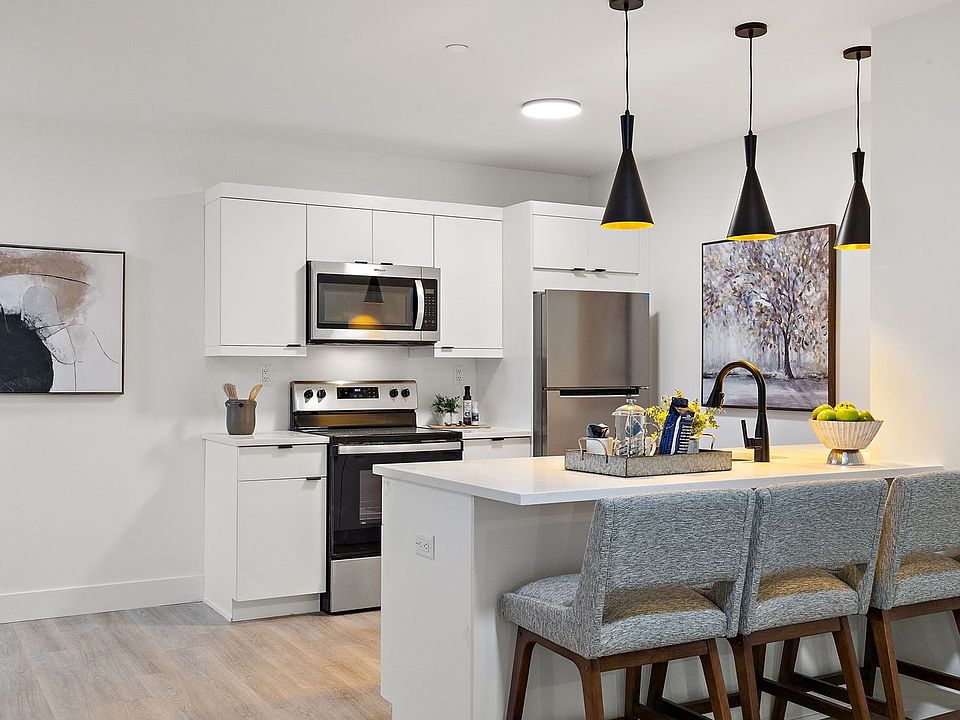 1st image of 913 N Market St #3