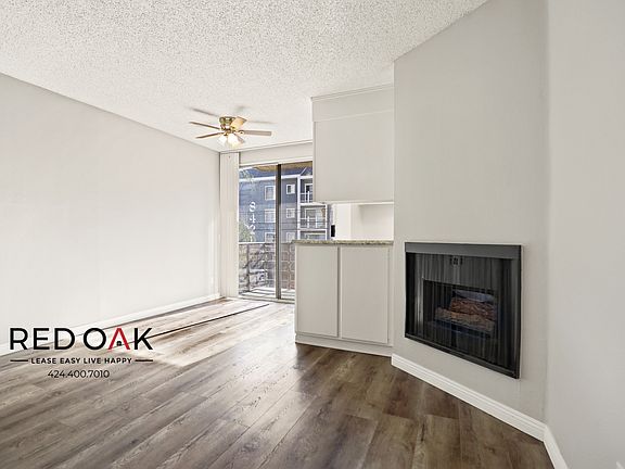 2nd image of 8406 Cedros Ave #108