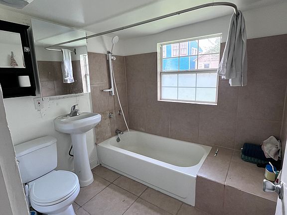 3rd image of 1227 Desire St #1227