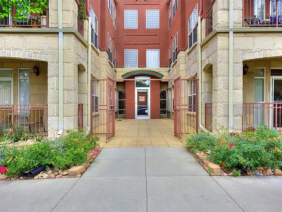 2nd image of 2100 Humboldt St APT 101