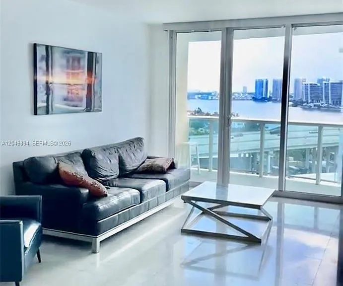 19380 Collins Ave #1423 — Photo 3