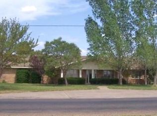 602 N Westridge Rd, Plainview, TX 79072