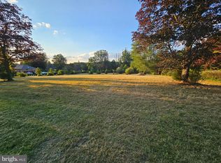 209 Juliustown Rd, Columbus, NJ 08022