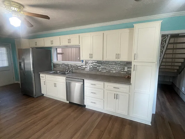 5211 River Rd — Photo 11