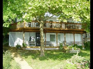 15 Narrow Ln, Camdenton, MO 65020