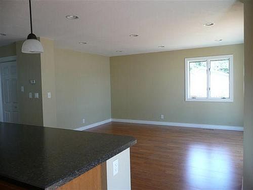 5th image of 17282 Severson NW