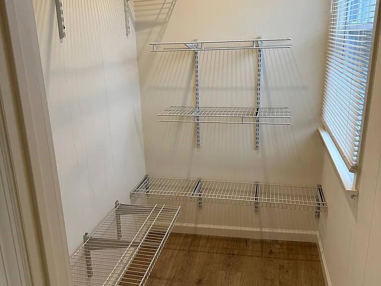 672 Lincoln Ave — Photo 15