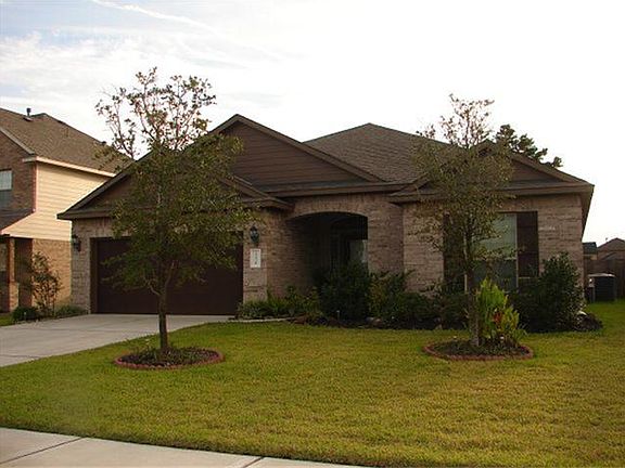 "WELCOME HOME" - Valley Ranch - Caden Creek 3/2/2 Attached Garage. Granite Counters, Fireplace, Ceil
