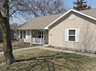 821 E 2nd St, Maryville, MO 64468