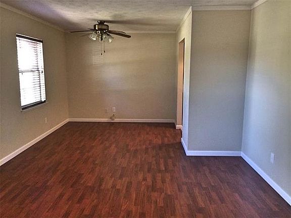 3rd image of 4836 Ash Glen Ln