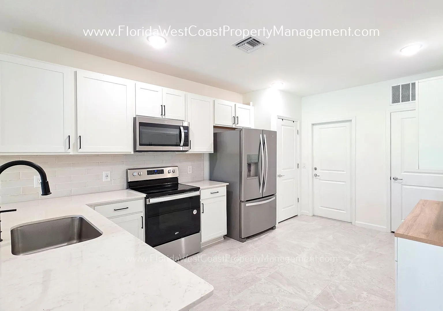Beautiful 2-Bedroom + Flex Room Home in Avanti at Waterside | Screened Lanai | 2-Car Garage — Photo 3