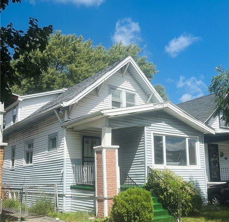 1st image of 1052 E Ferry St #N