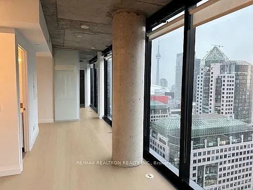224 King St W #2901 — Photo 12