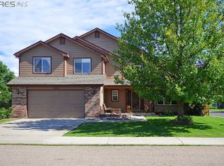 2832 Stonehaven Dr, Fort Collins, CO 80525