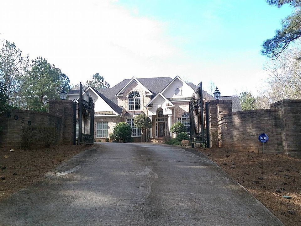 2nd image of 6035 Butner Rd