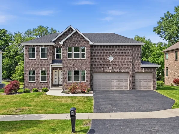 4530 Fairfax Ave, Palatine, IL 60067
