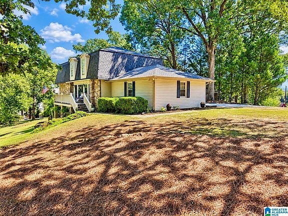2nd image of 1822 Pleasant Ridge Dr