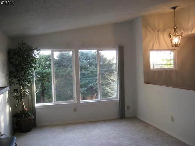 3 bed, 1480 sqft, $2,750 — Photo 4