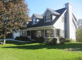 2317 Mill Rd, Sheboygan, WI 53083