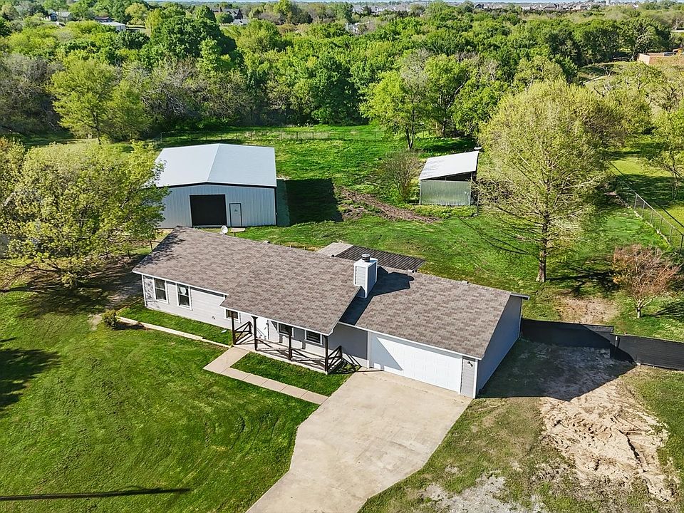 1st image of 640 Overland Dr