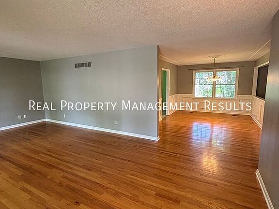 2nd image of 5200 E Timberwood Dr
