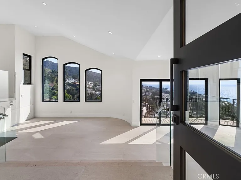 2790 Queda Way — Photo 8