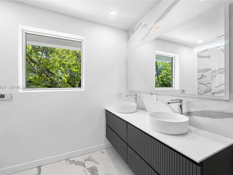 5824 Alton Rd — Photo 21
