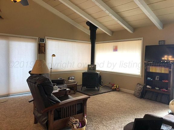 3rd image of 251 Dawn Dr