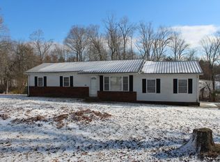 2421 Tinchtown Rd, Jamestown, TN 38556
