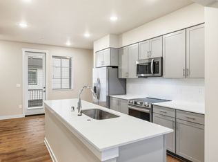 6648 NE 189th Ct #2, Kenmore, WA 98028