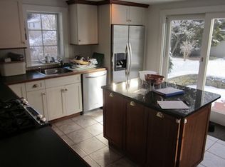 35 Cove St, Duxbury, MA 02332