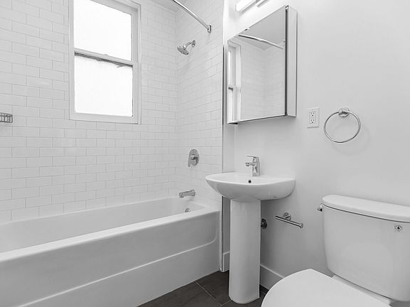 5th image of 350 Judah St #306