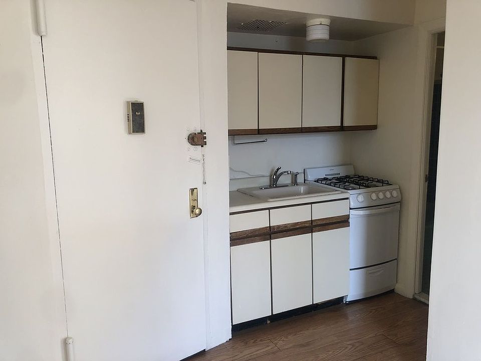 2nd image of 98 Pierrepont St APT 8