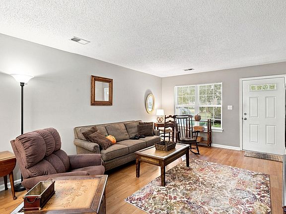 4th image of 1061 Williston Loop #-