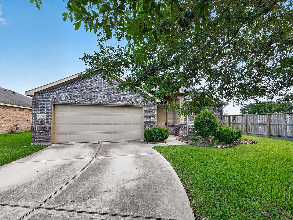 1st image of 631 Honeysuckle Vine Dr