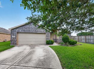 631 Honeysuckle Vine Dr, Rosenberg, TX 77469