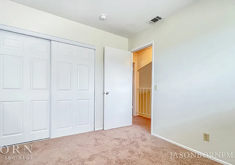 1815 Tipperary Ln — Photo 12