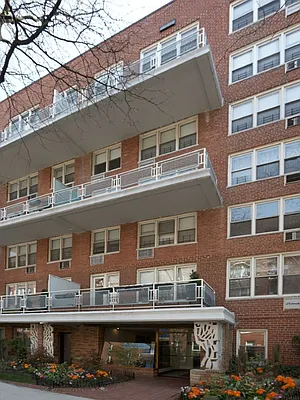 Sold by Sotheby's International Realty | media 5